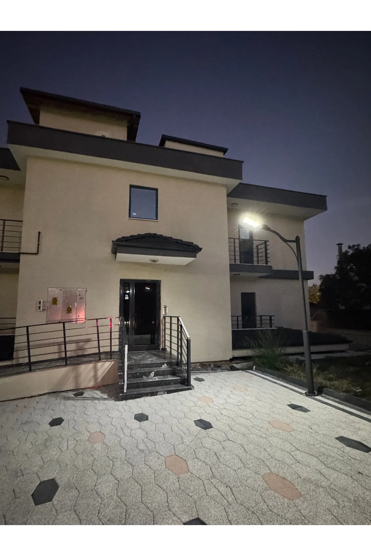 120W LED SOLAR SOKAK ARMATÜRÜ