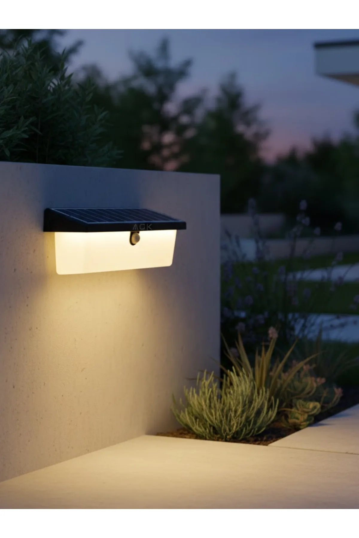 SENSÖRLÜ SOLAR LED DUVAR APLİĞİ